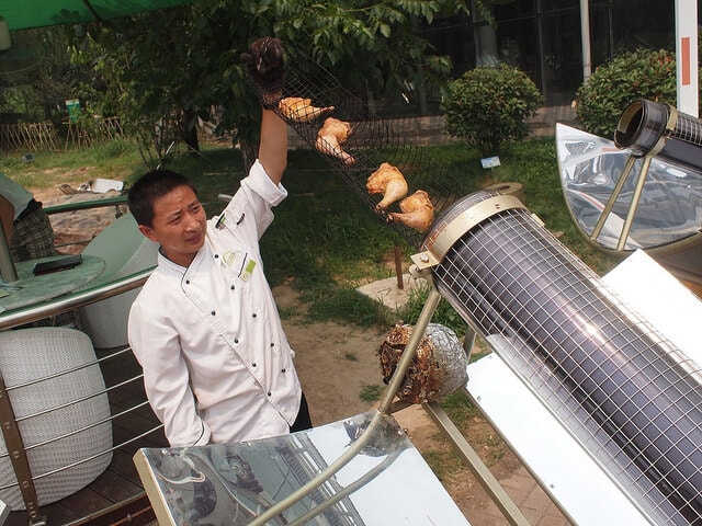 Solar-Powered Cooking Device - China BBQ Grill and Solar Cooker