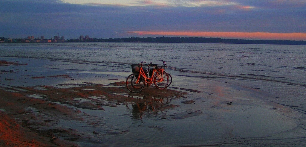 cycling out to sea
