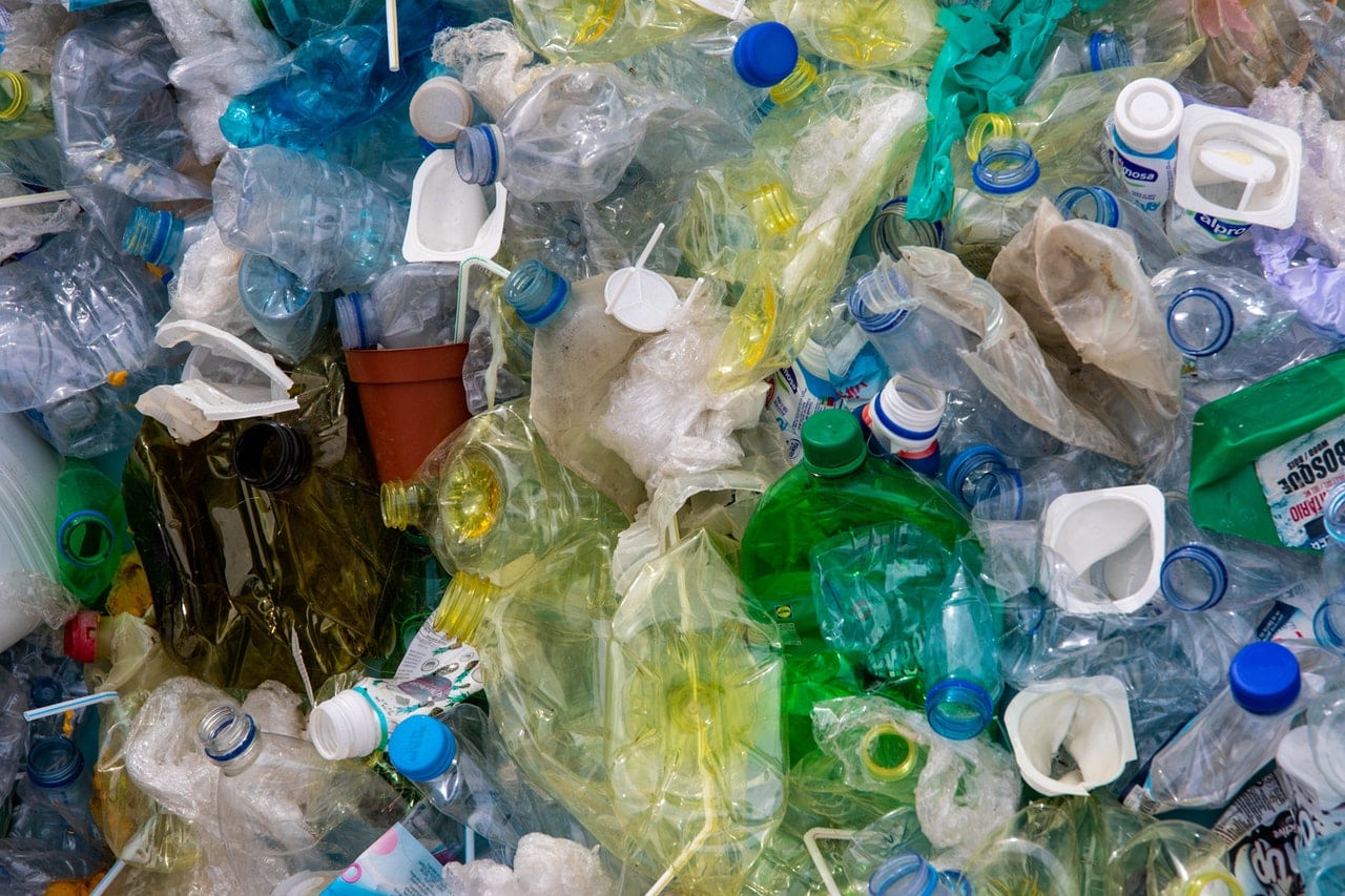 ban plastic bottles