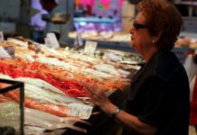 buying shrimp at a seafood market