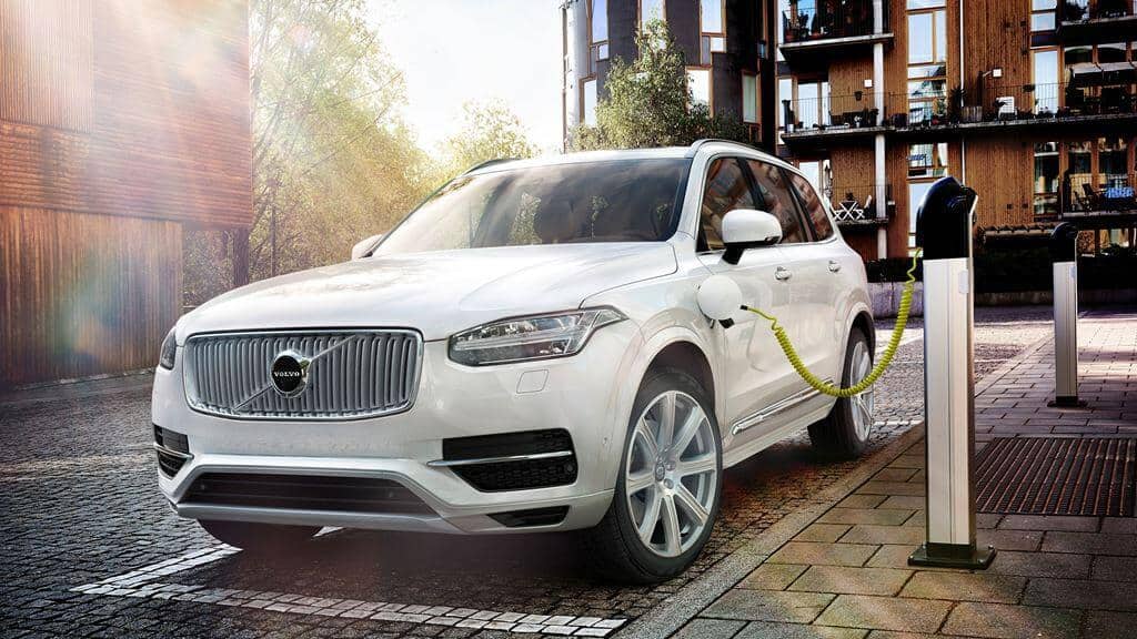 Volvo Commits To Sell One Million Electric Cars By 2025 Greener Ideal