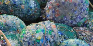 chinas-foreign-waste-ban-sparks-australia-re-think-on-plastic