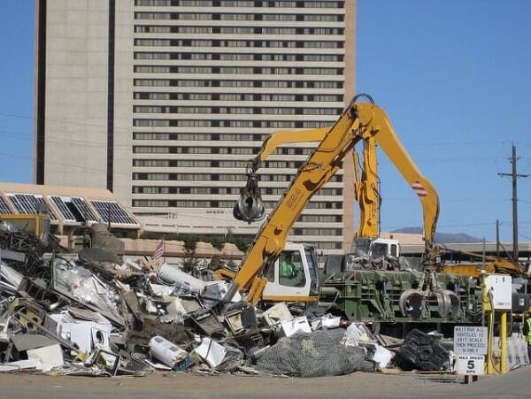 recycled-metal-industry-600x451