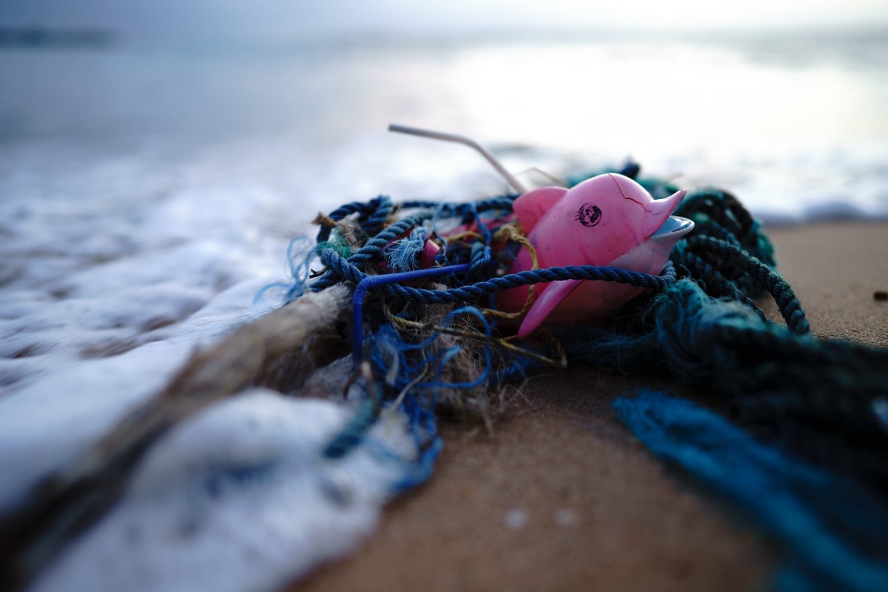 stop ocean plastic pollution