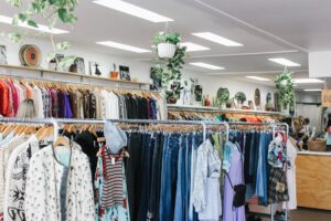 sustainable clothes shopping