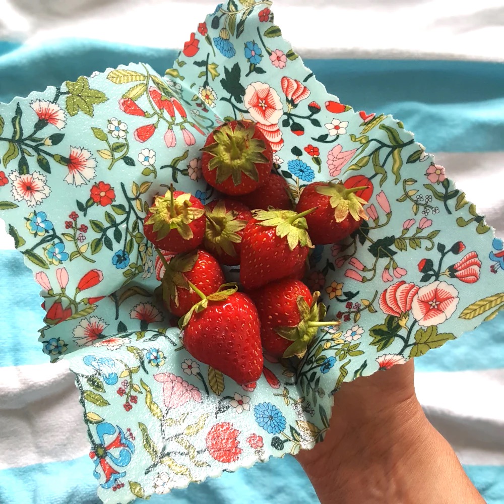 Strawberries wrapped in beeswax food wrap
