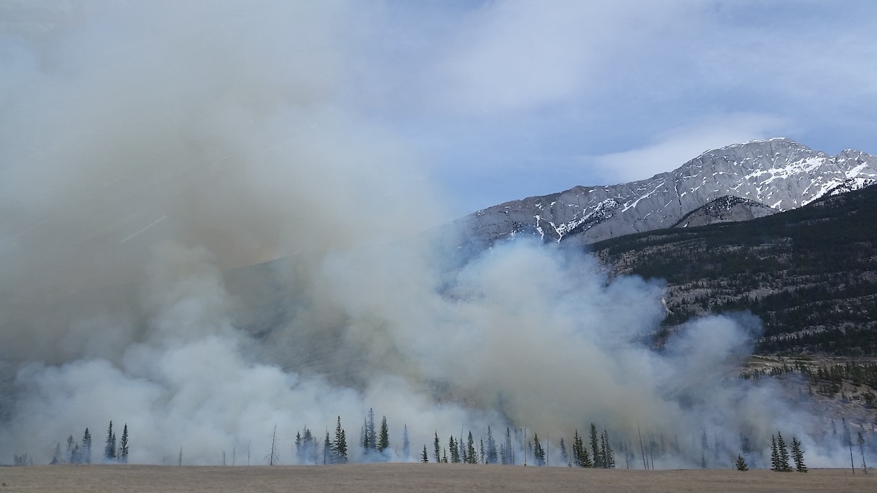 wildfire smoke from canada