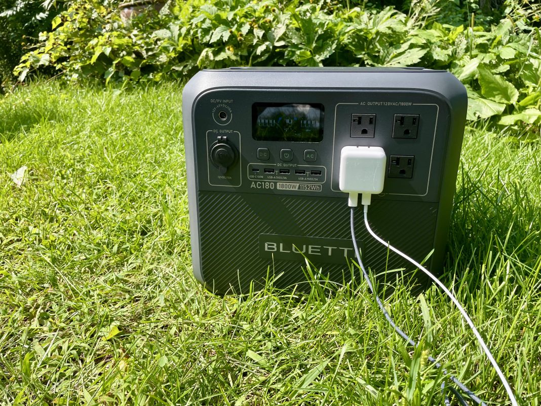 Off-grid Lifestyle Supported by BLUETTI AC180 Portable Power Station