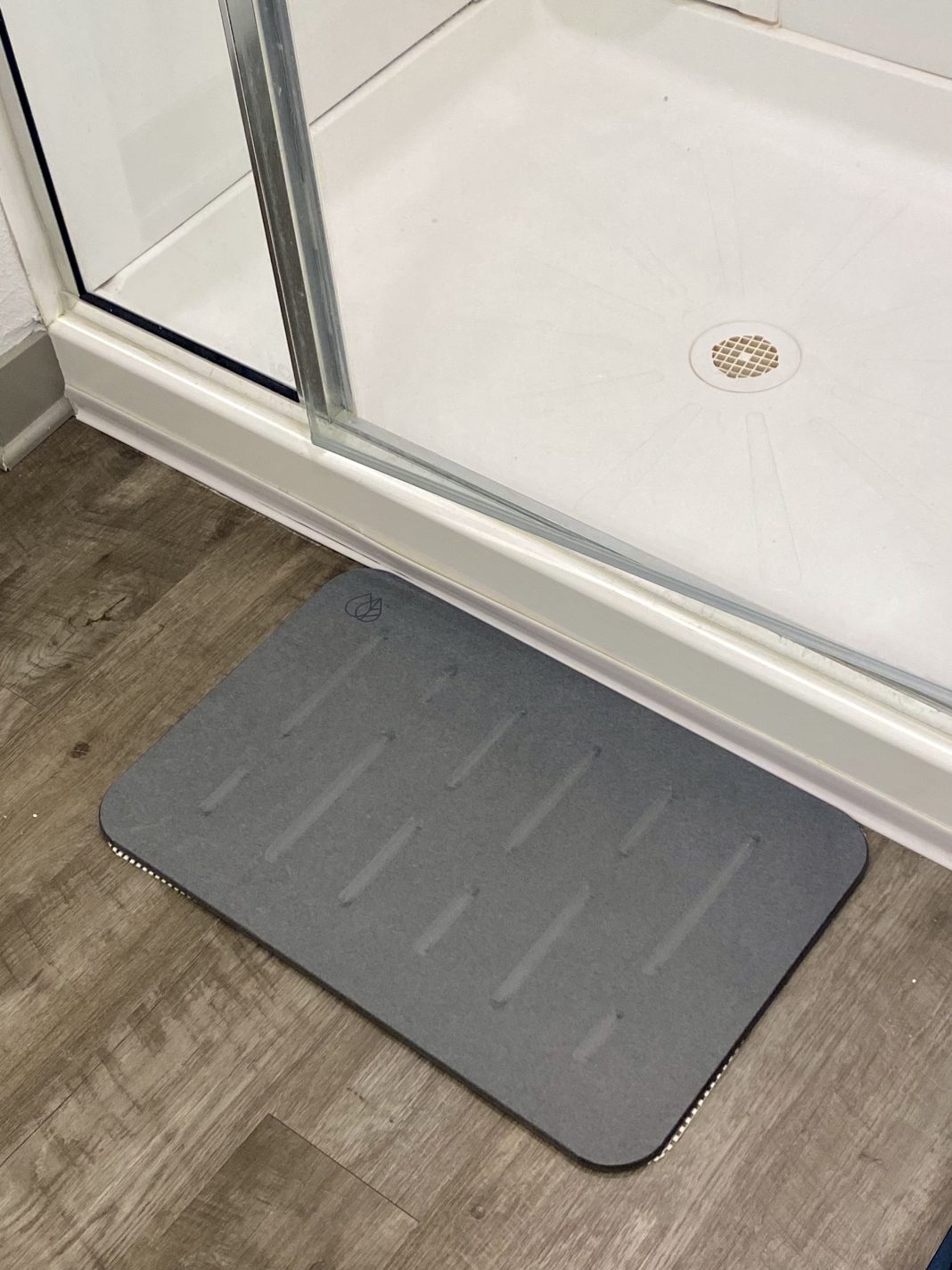 The Dorai bath mat review