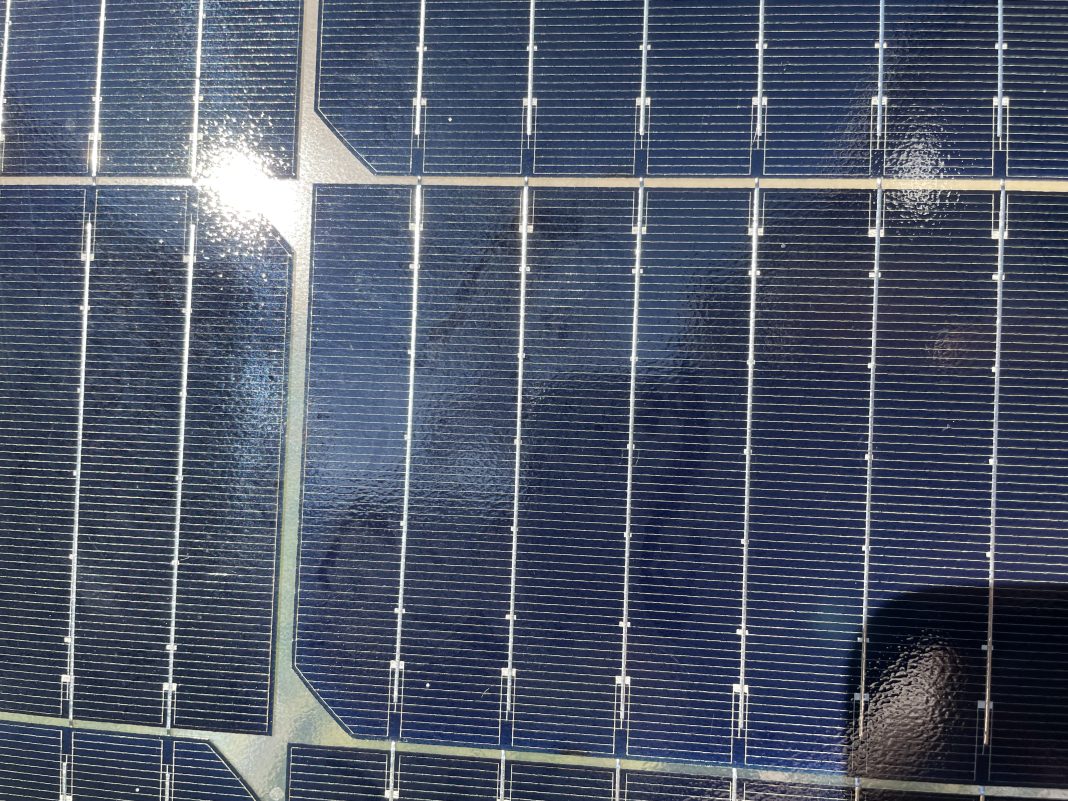 BougeRV Bifacial 100W Solar Panel with Adjustable Brackets: Hands-On Review