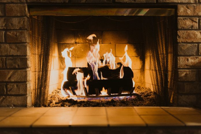 Eco-friendly fireplace