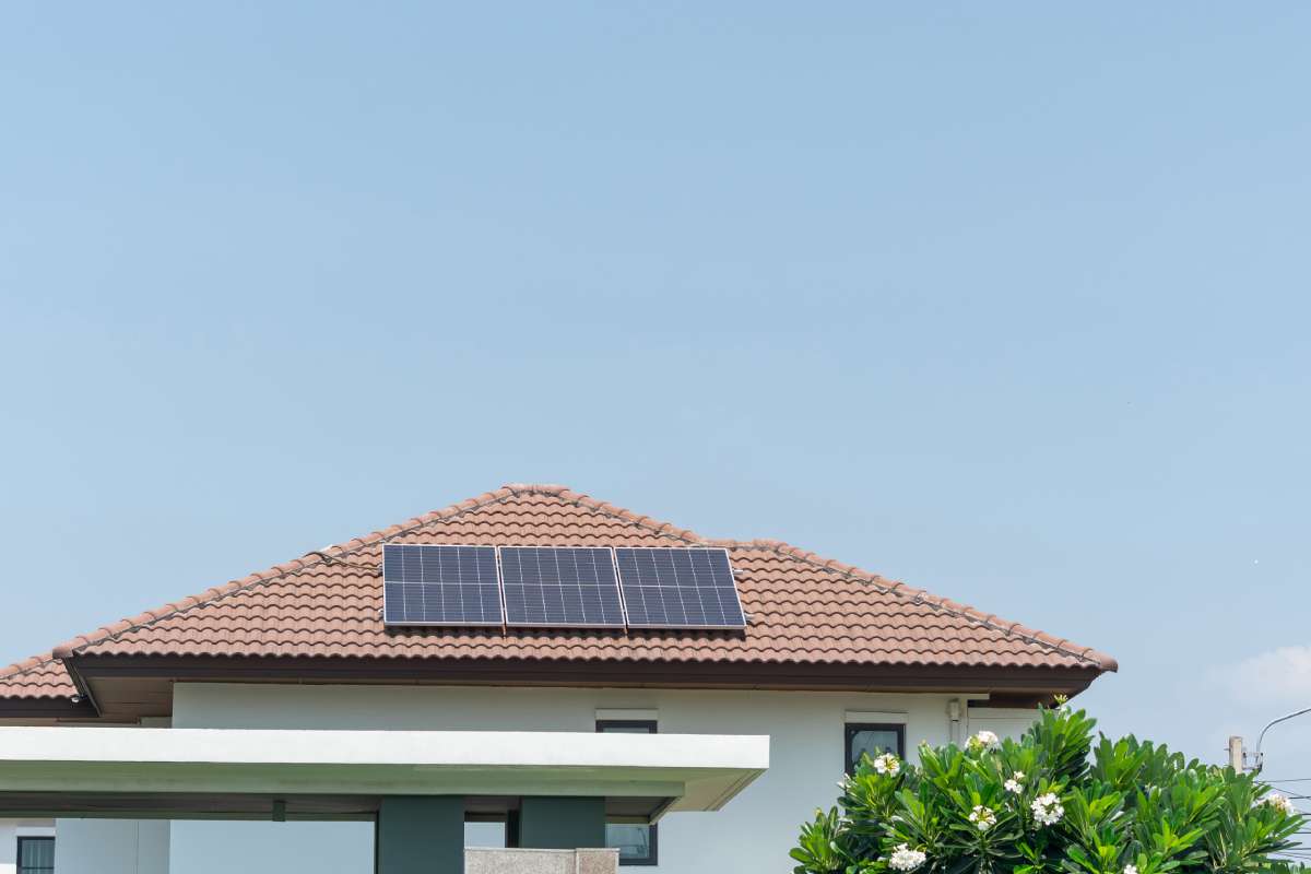 Residential solar panels on the roof of a modern home—an affordable energy solution for American households.
