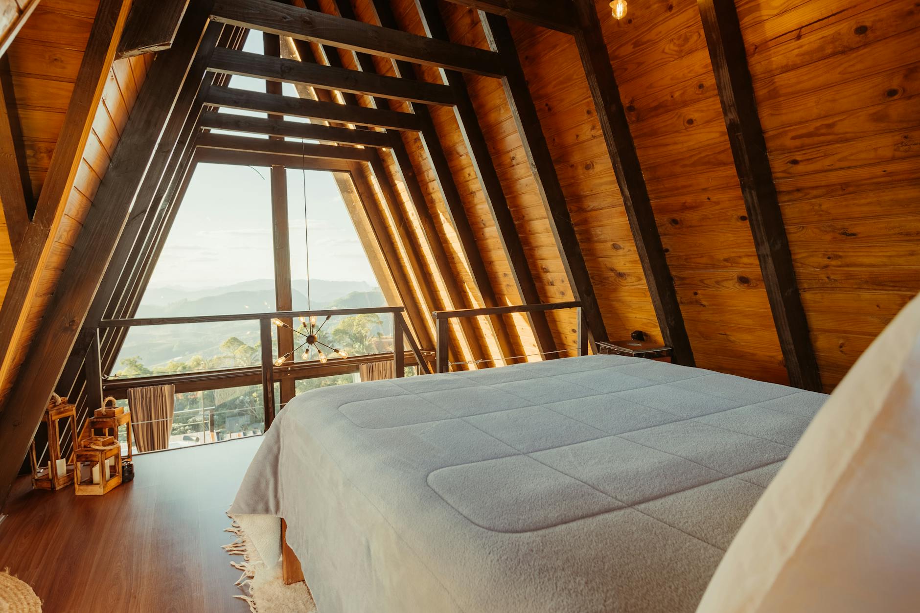 cabana raposo inn bedroom with mountain view